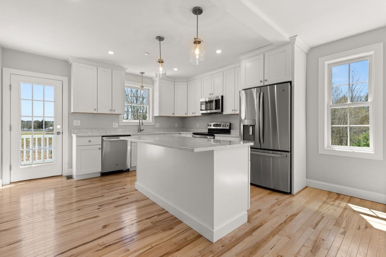 Cielo Drive Townhouses - Photo 6 of 24