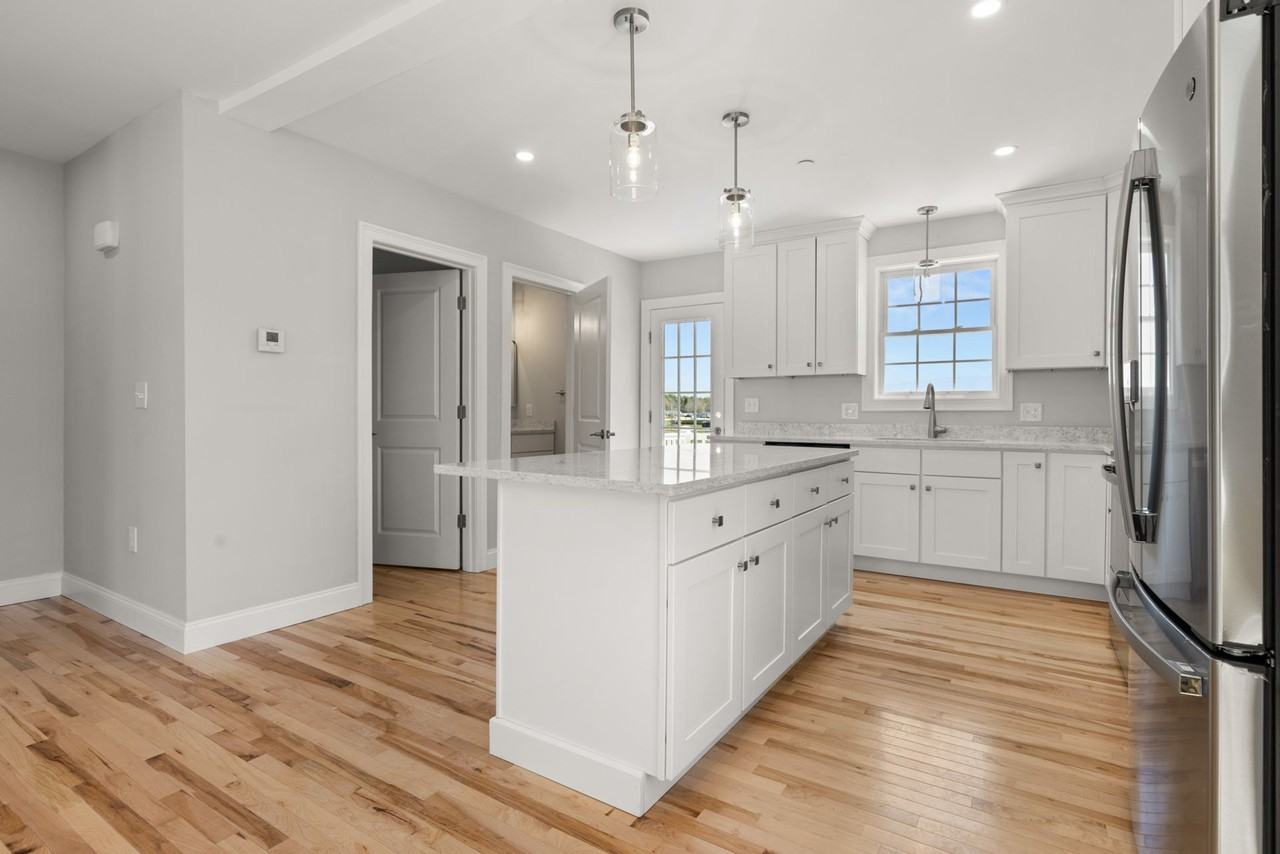 Cielo Drive Townhouses - Photo 7 of 24