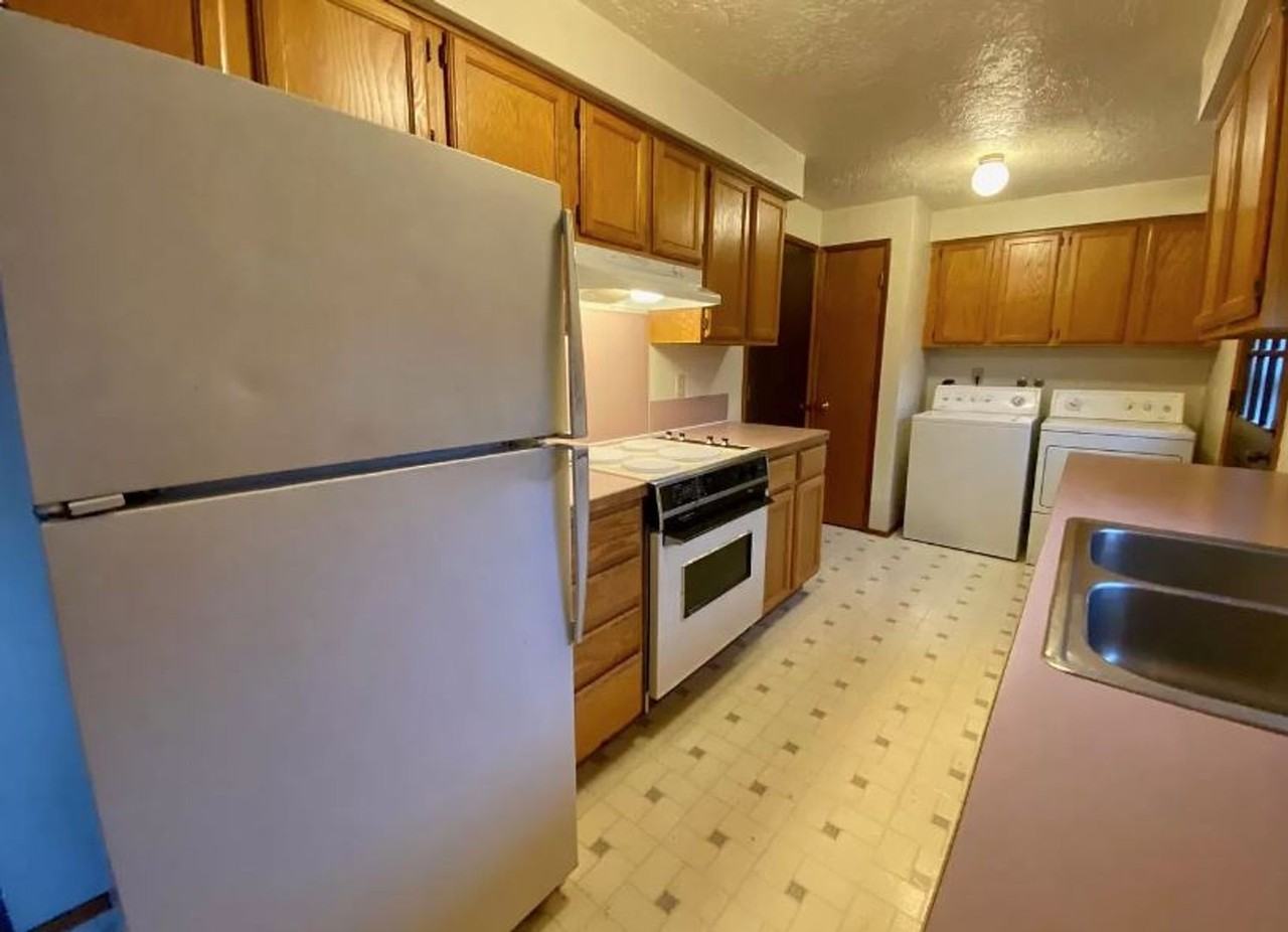 1107-1109 Thomas Duplex - Tidemark - Photo 3 of 9
