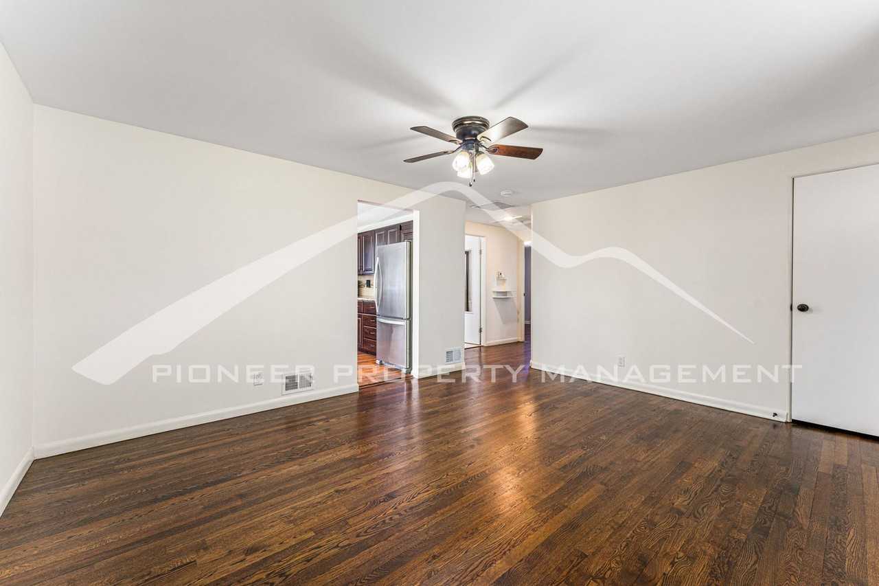 1803 S Alcott St - Photo 3 of 20