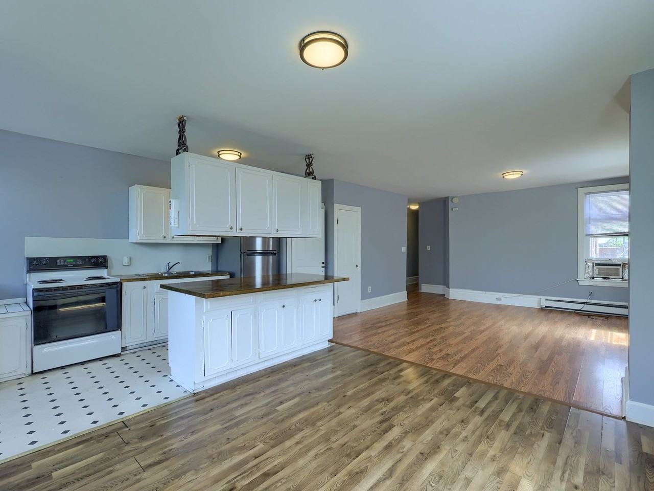 1213 N 2nd St - Photo 5 of 18