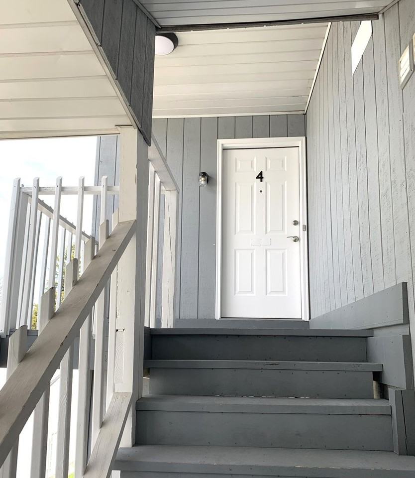 253 College Ave - Photo 3 of 23