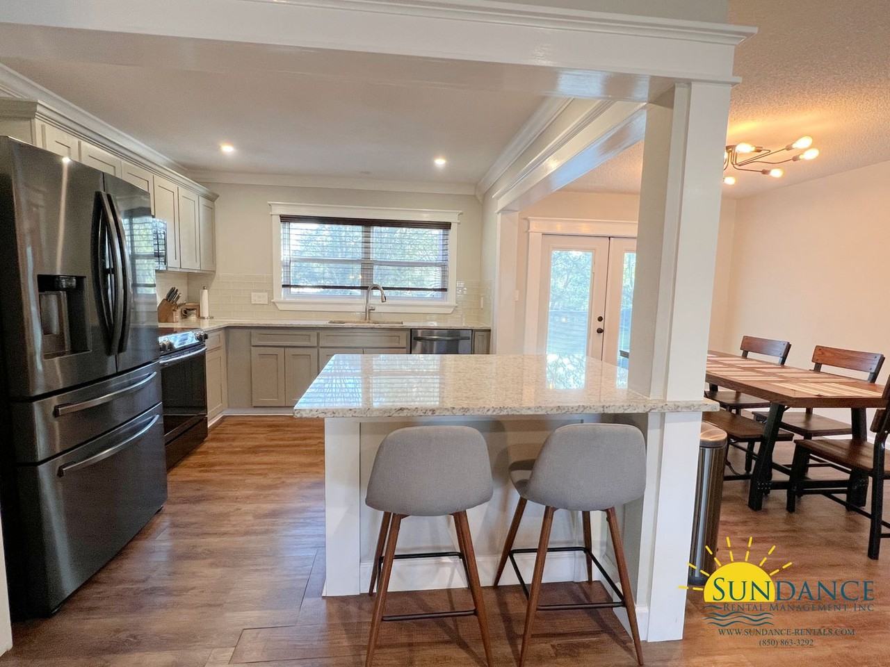 132 Sotir St Nw - Photo 2 of 24