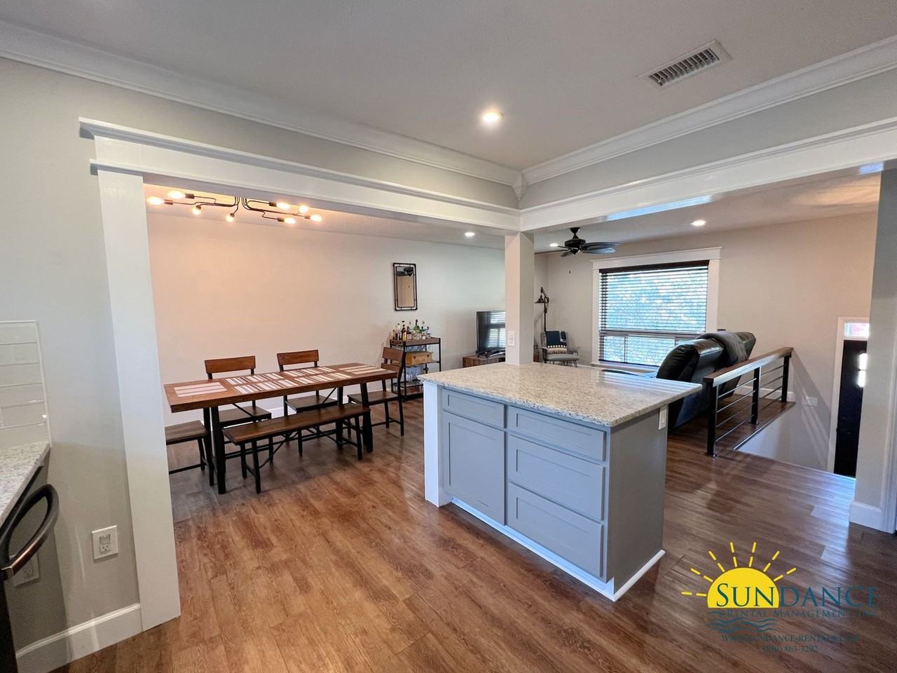 132 Sotir St Nw - Photo 4 of 24