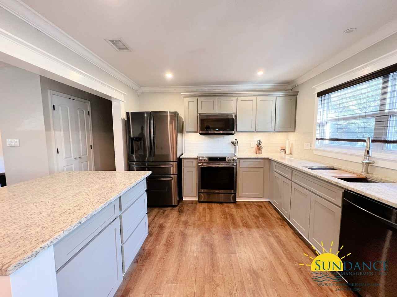 132 Sotir St Nw - Photo 5 of 24