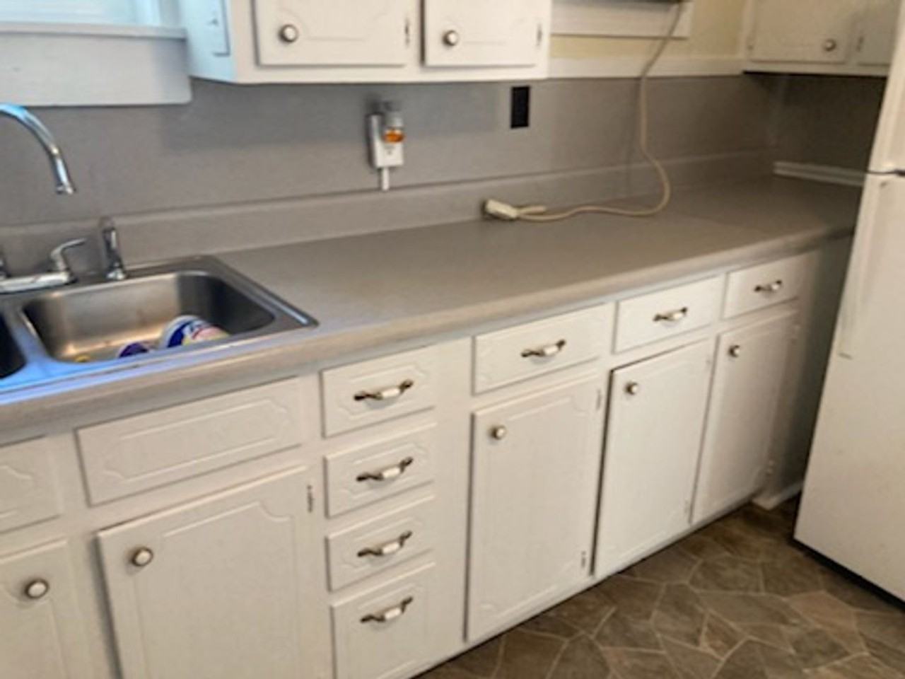 208 S Third St - Photo 3 of 13