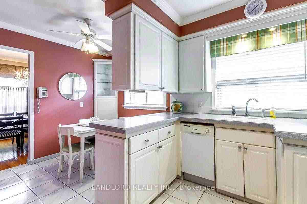 26 Flintwick Dr - Photo 2 of 30