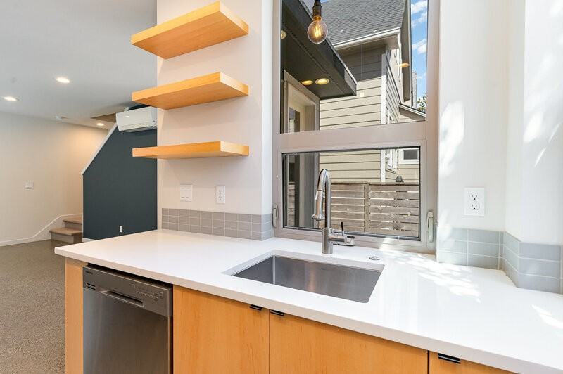 426 26th Ave S #A - Photo 6 of 18