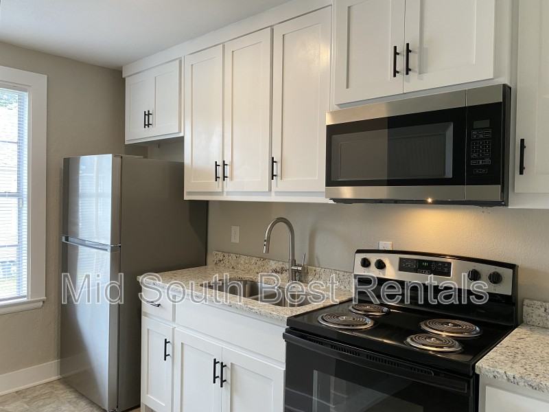 806 Jane Dr - Photo 3 of 6