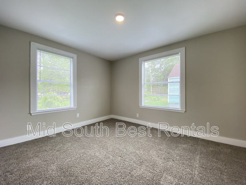 806 Jane Dr - Photo 4 of 6