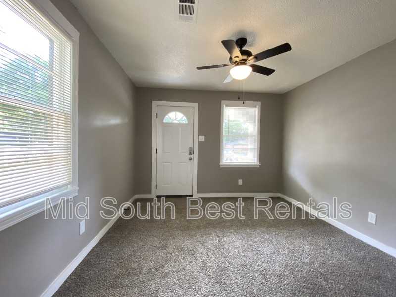 1863 Farrington St - Photo 2 of 8