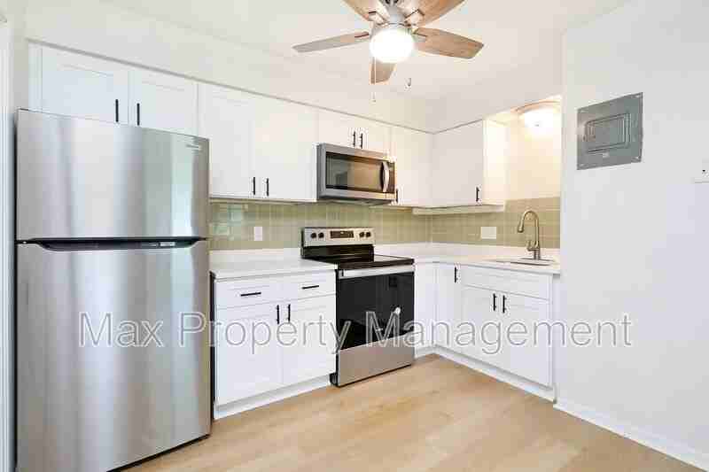 500 Laurel St #2 - Photo 2 of 20