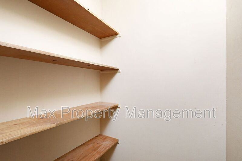 500 Laurel St #2 - Photo 5 of 20
