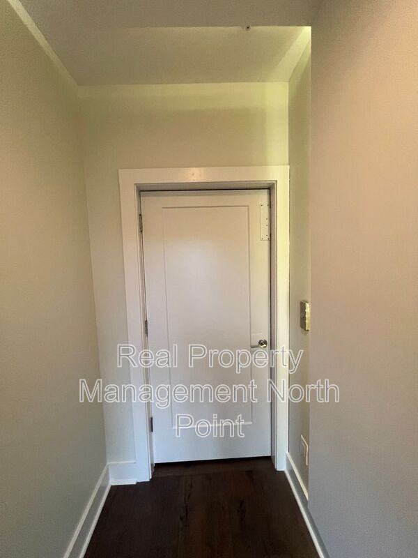 111 Birch St - Photo 3 of 50