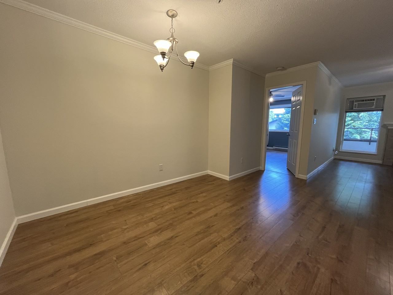 2526 Lakeview Crescent #304 - Photo 4 of 22