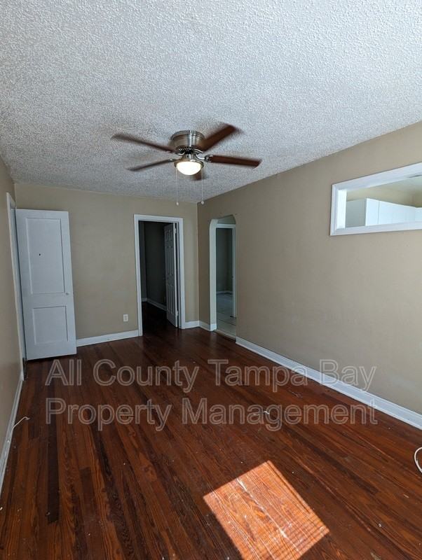 2727 49th St S #1 - Photo 3 of 7