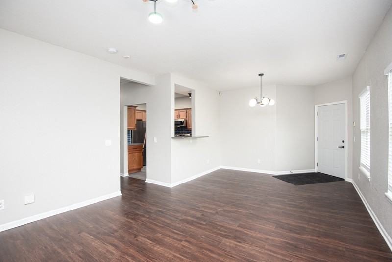 1605 Tennessee St - Photo 3 of 19
