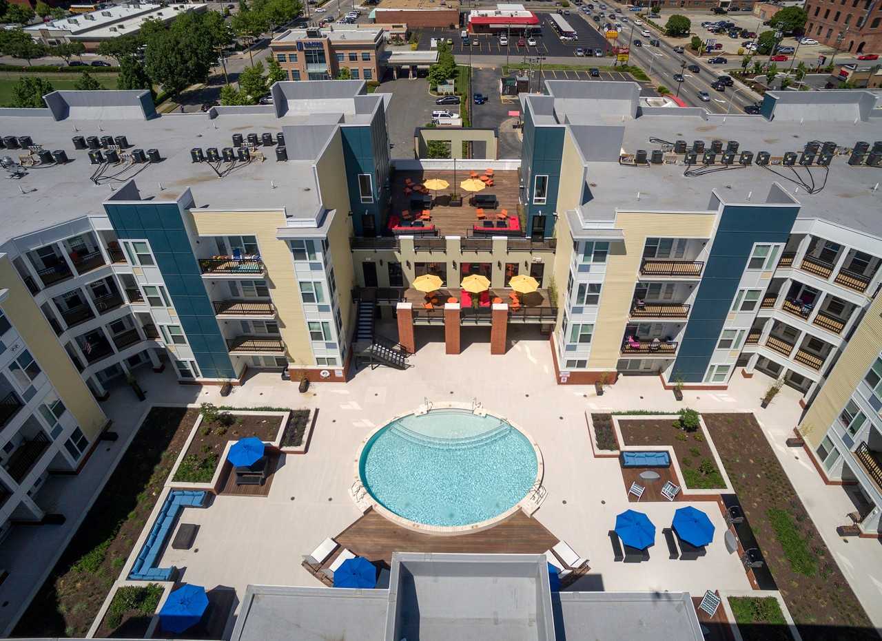 The Element At Ghent - Photo 2 of 50