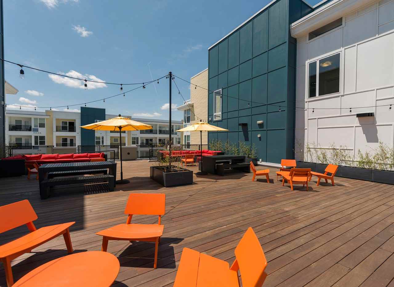 The Element At Ghent - Photo 4 of 50