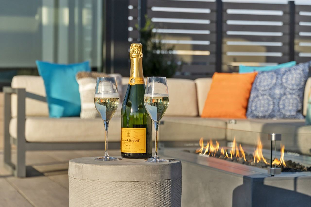 Arcade Sunshine - Photo 3 of 50