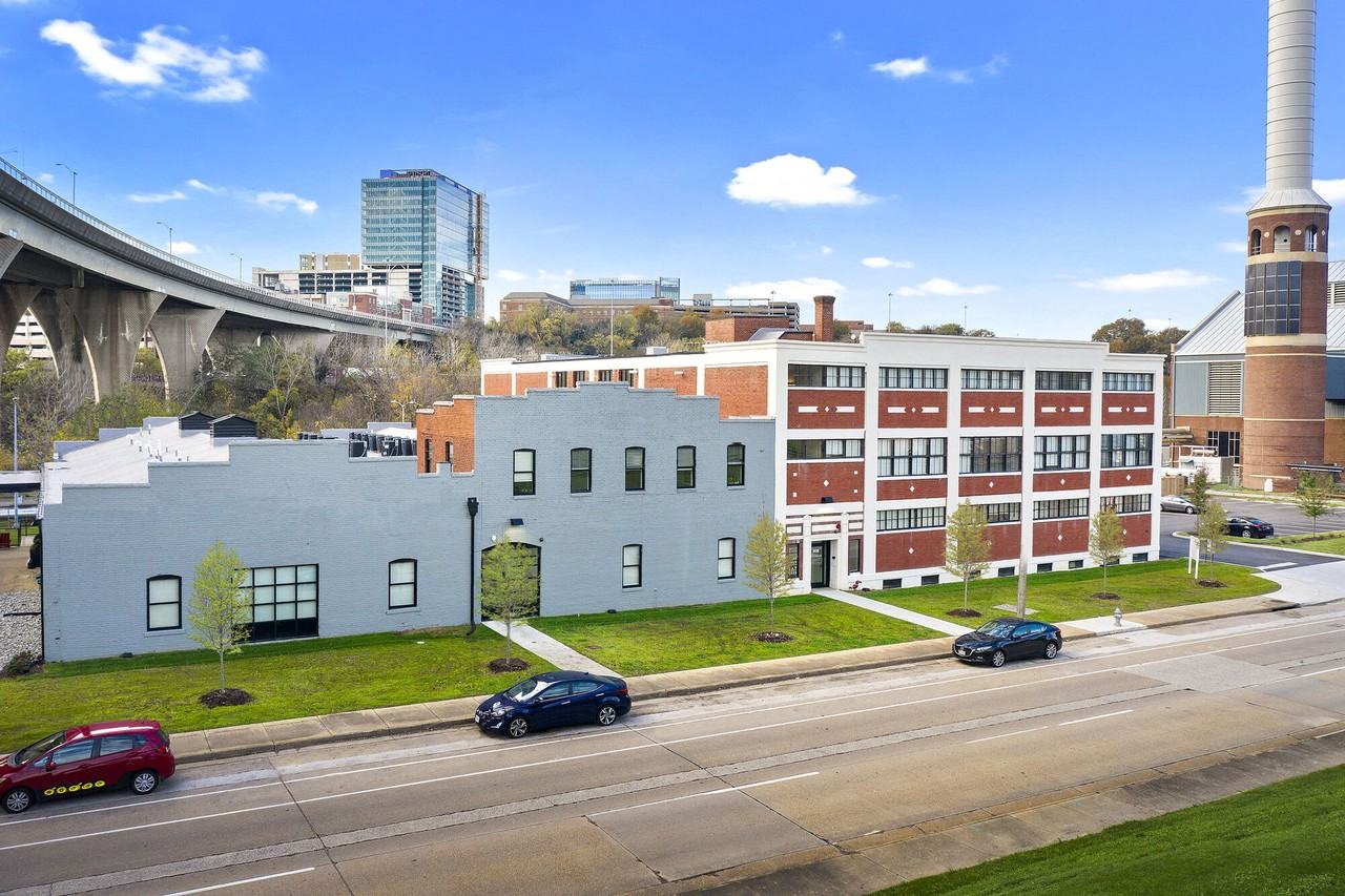 The Oliver - Photo 4 of 32