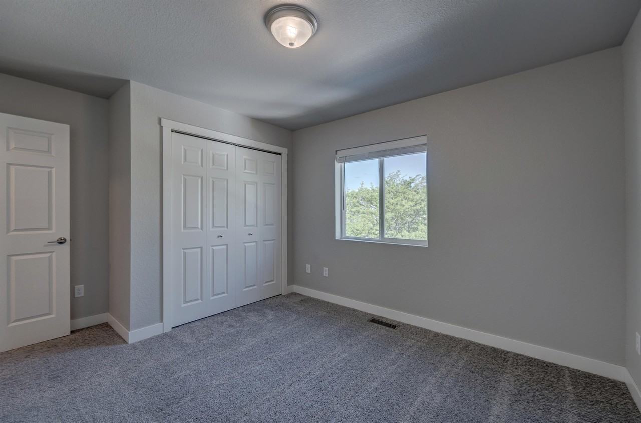 4817 5th Street - Photo 3 of 10