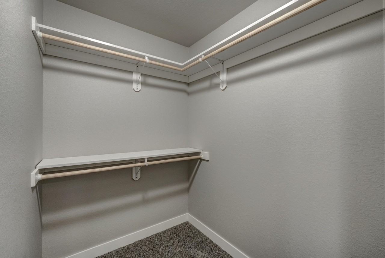 4817 5th Street - Photo 7 of 10