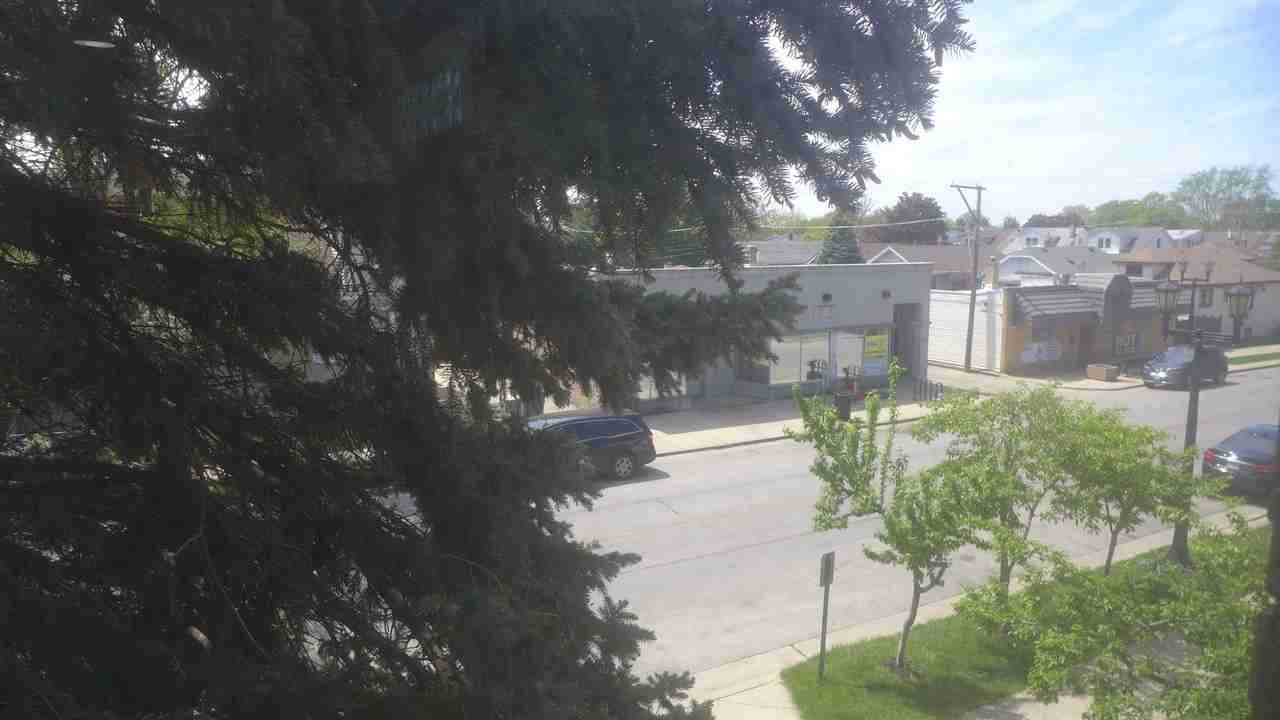 7430 Diversey - Photo 2 of 23