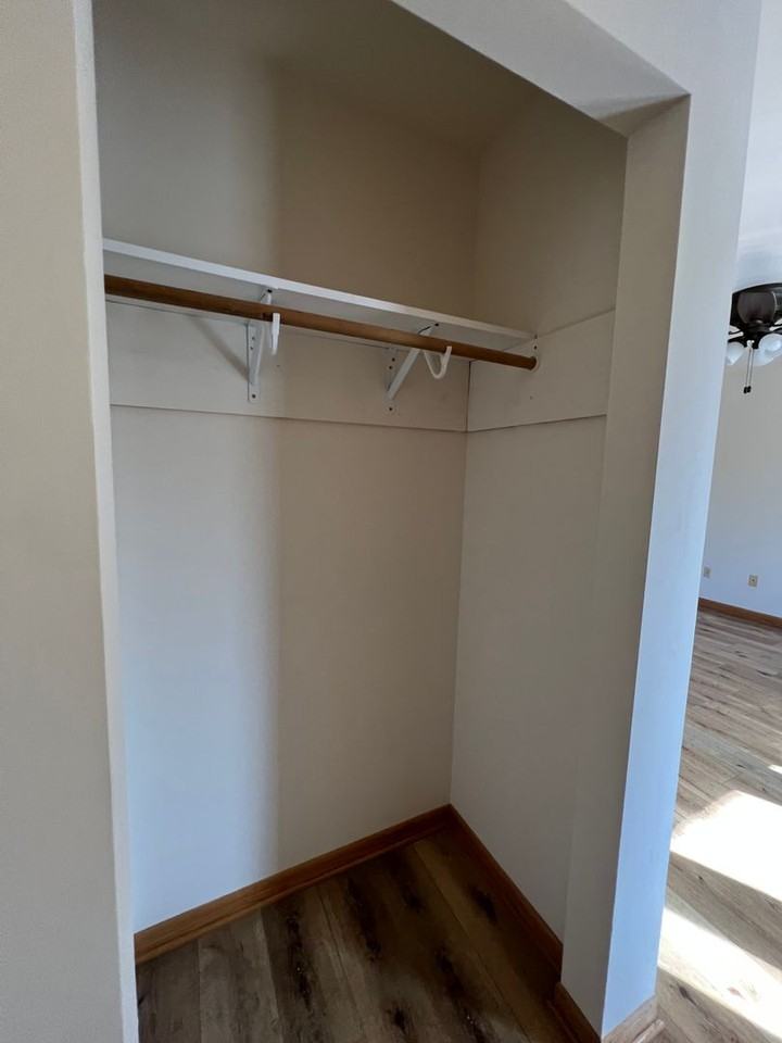 221 19th Ave Sw #17 - Photo 7 of 19