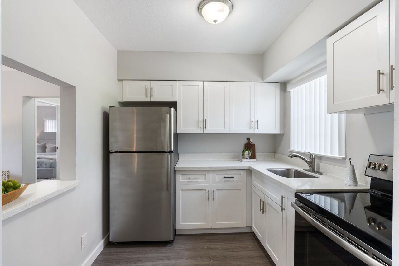 ACS 550 LLC - Photo 3 of 7