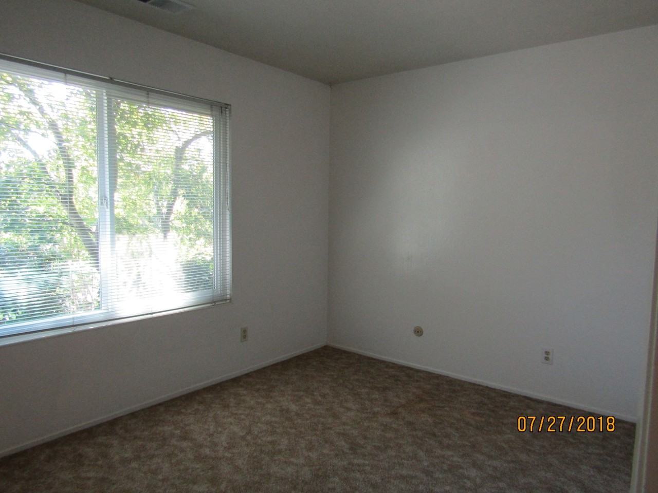 416 Korbel Pl - Photo 6 of 11