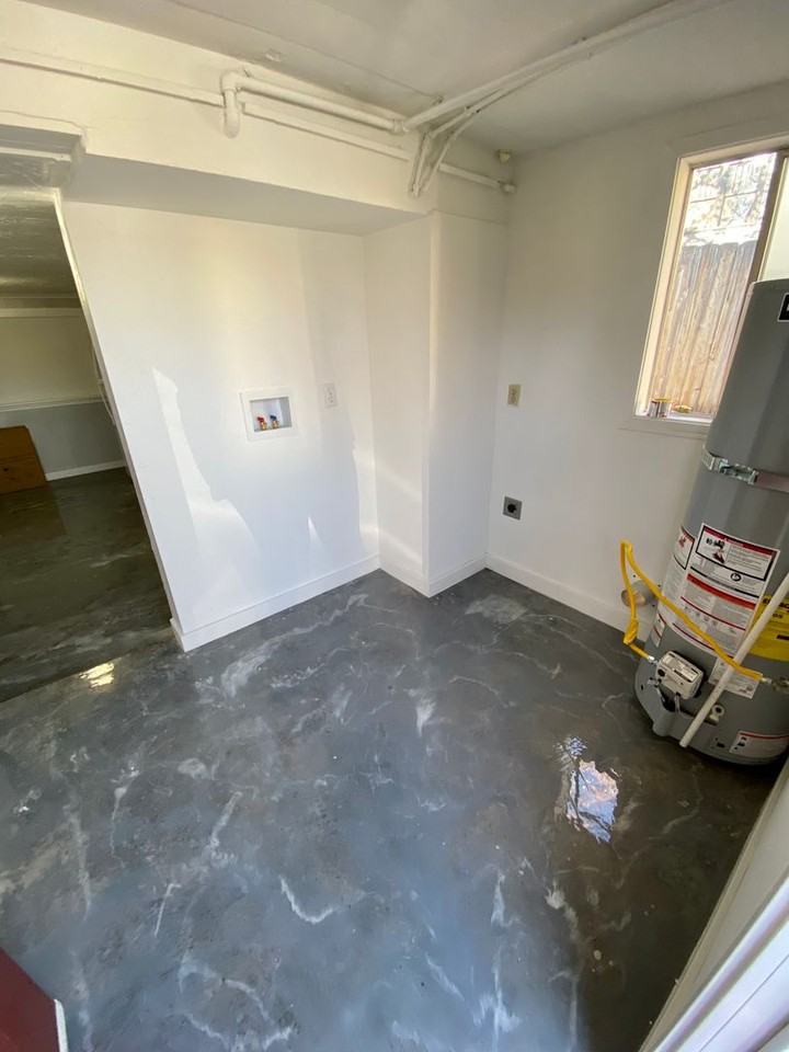 623 N 9th St - Photo 3 of 9