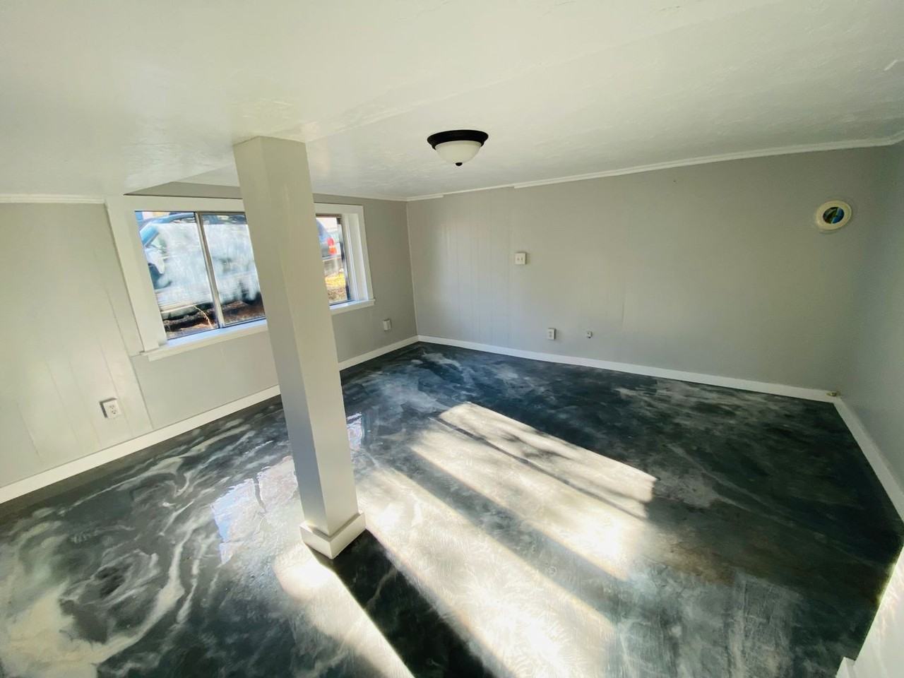 623 N 9th St - Photo 4 of 9