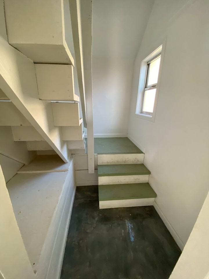 623 N 9th St - Photo 6 of 9