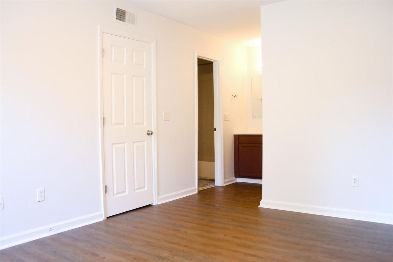 515 Basswood Ave - Photo 3 of 32