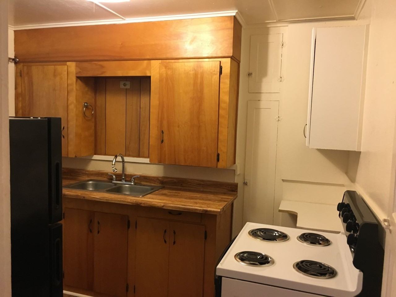 4555 Ne 85th Ave - Photo 3 of 16