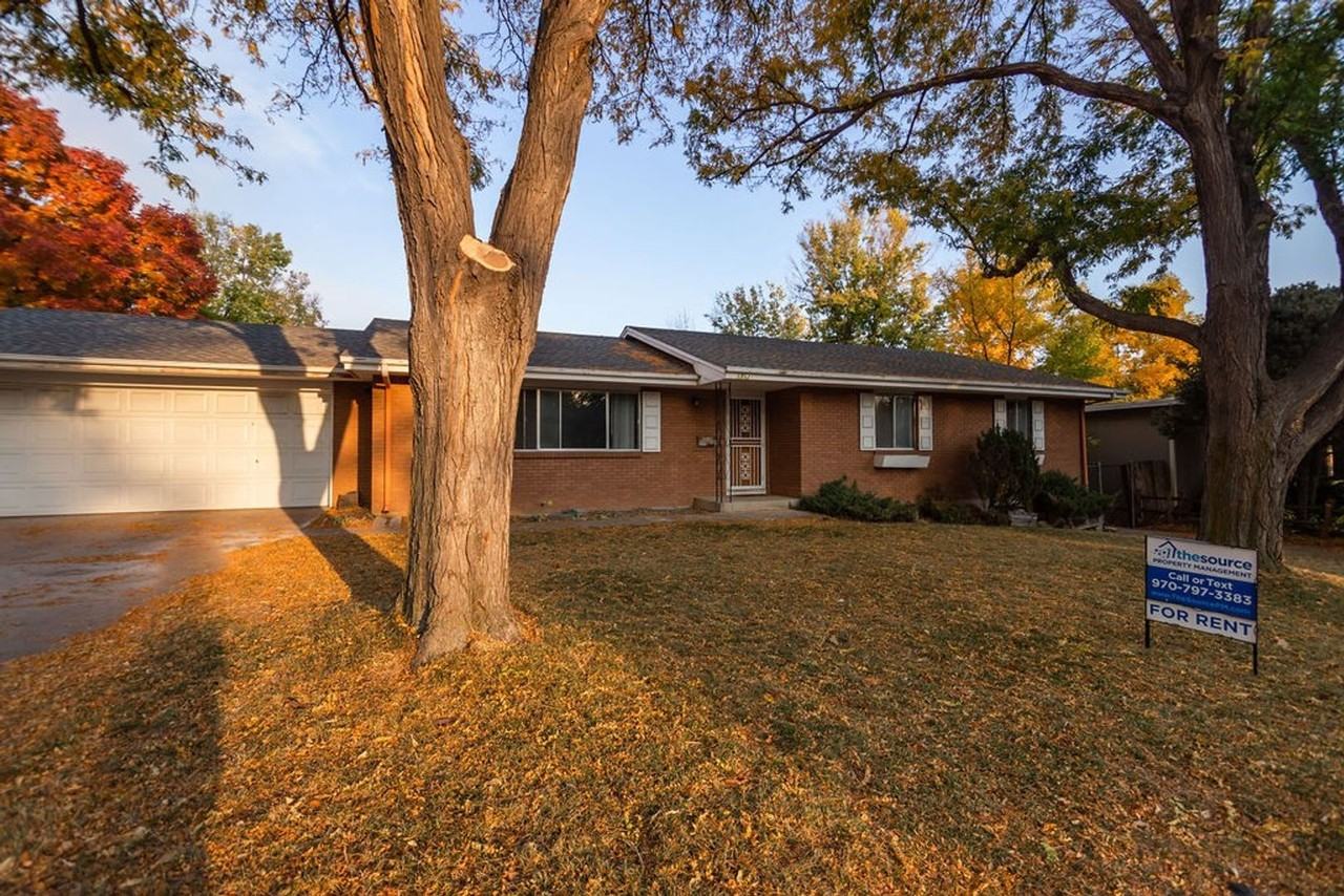 1712 S Whitcomb St - Photo 3 of 46