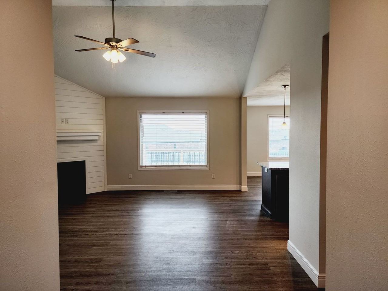 2290 N Citation Ave - Photo 5 of 30