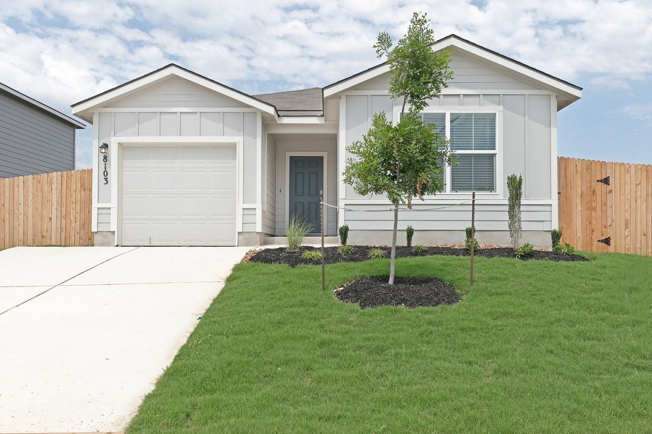8103 Autares Glade - Photo 2 of 27