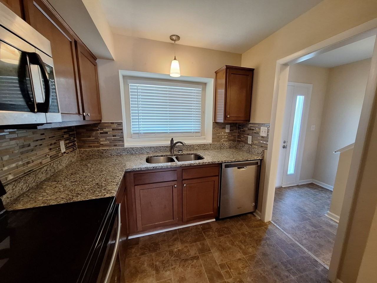 152 Eberly Ter - Photo 3 of 14