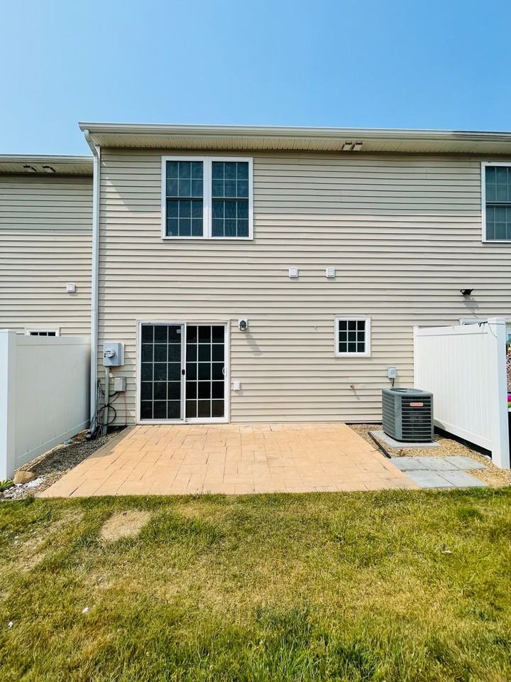 17 Cantermill Ln - Photo 2 of 17