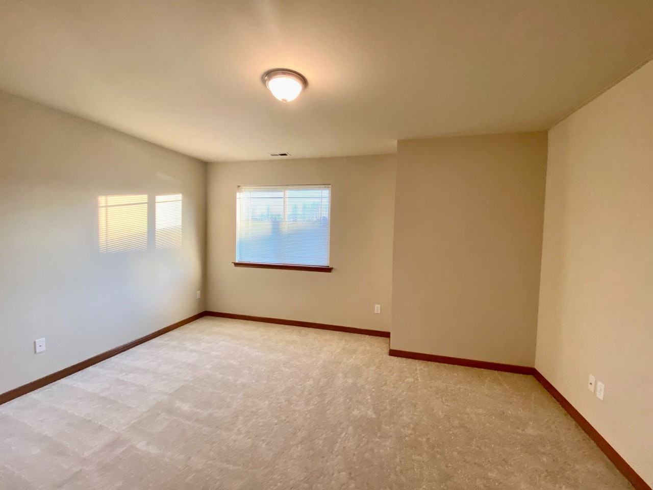 2533 143rd Ln Sw - Photo 4 of 13