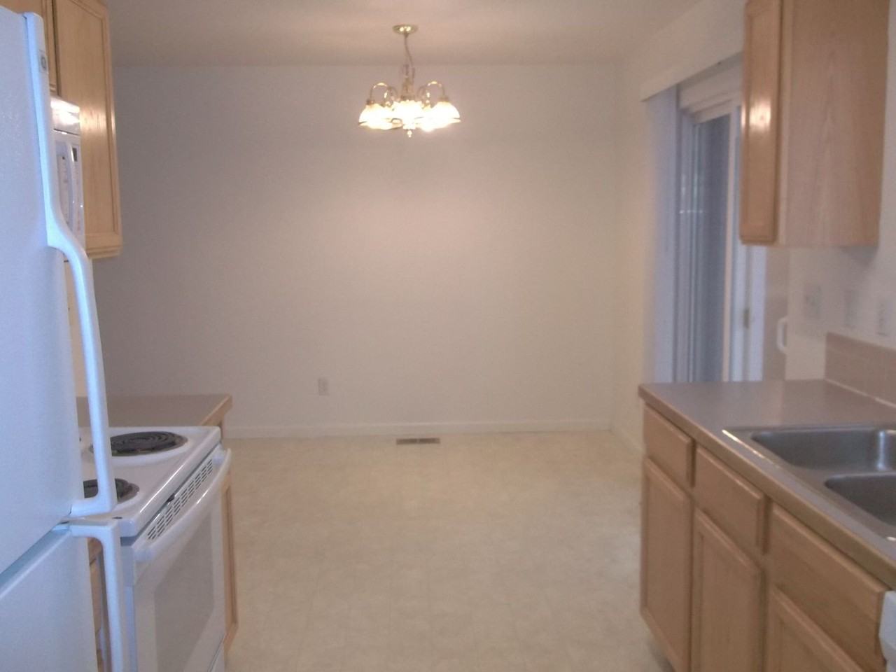 3301 Saratoga St #C - Photo 7 of 17