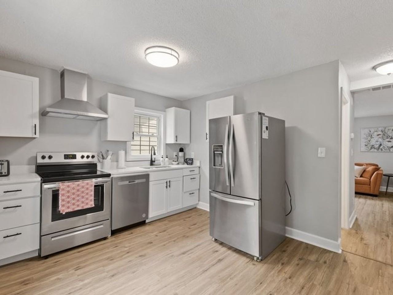 524 Branch St - Photo 7 of 15