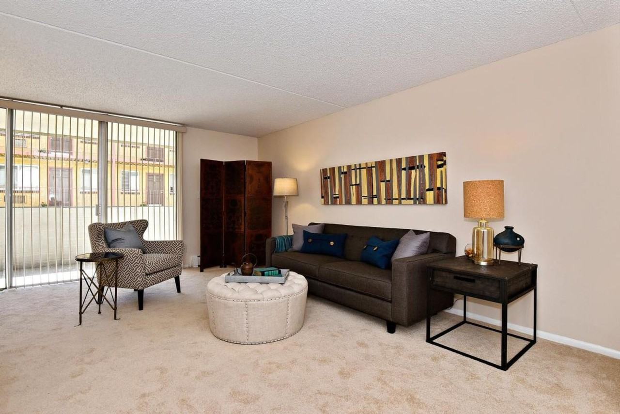 1267 N Lafayette St - Photo 5 of 19