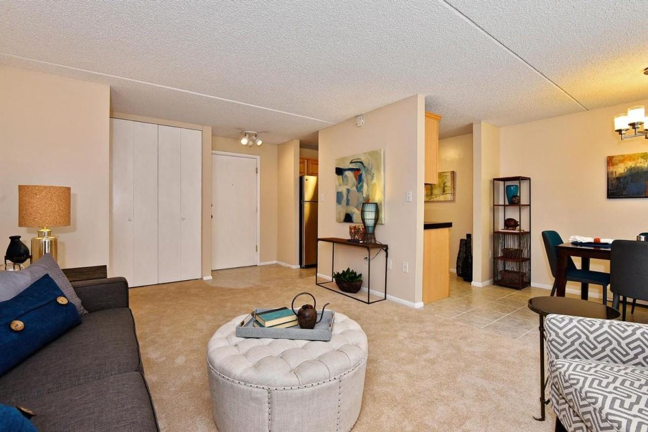 1267 N Lafayette St - Photo 6 of 19