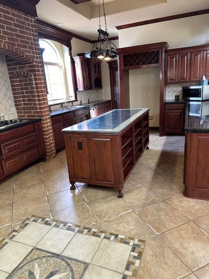 17004 Holly Burn Cir - Photo 3 of 16