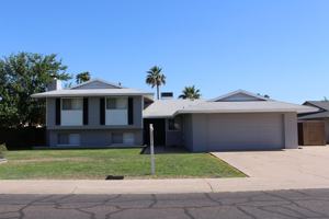 featured image of 1715 E Manhatton Dr