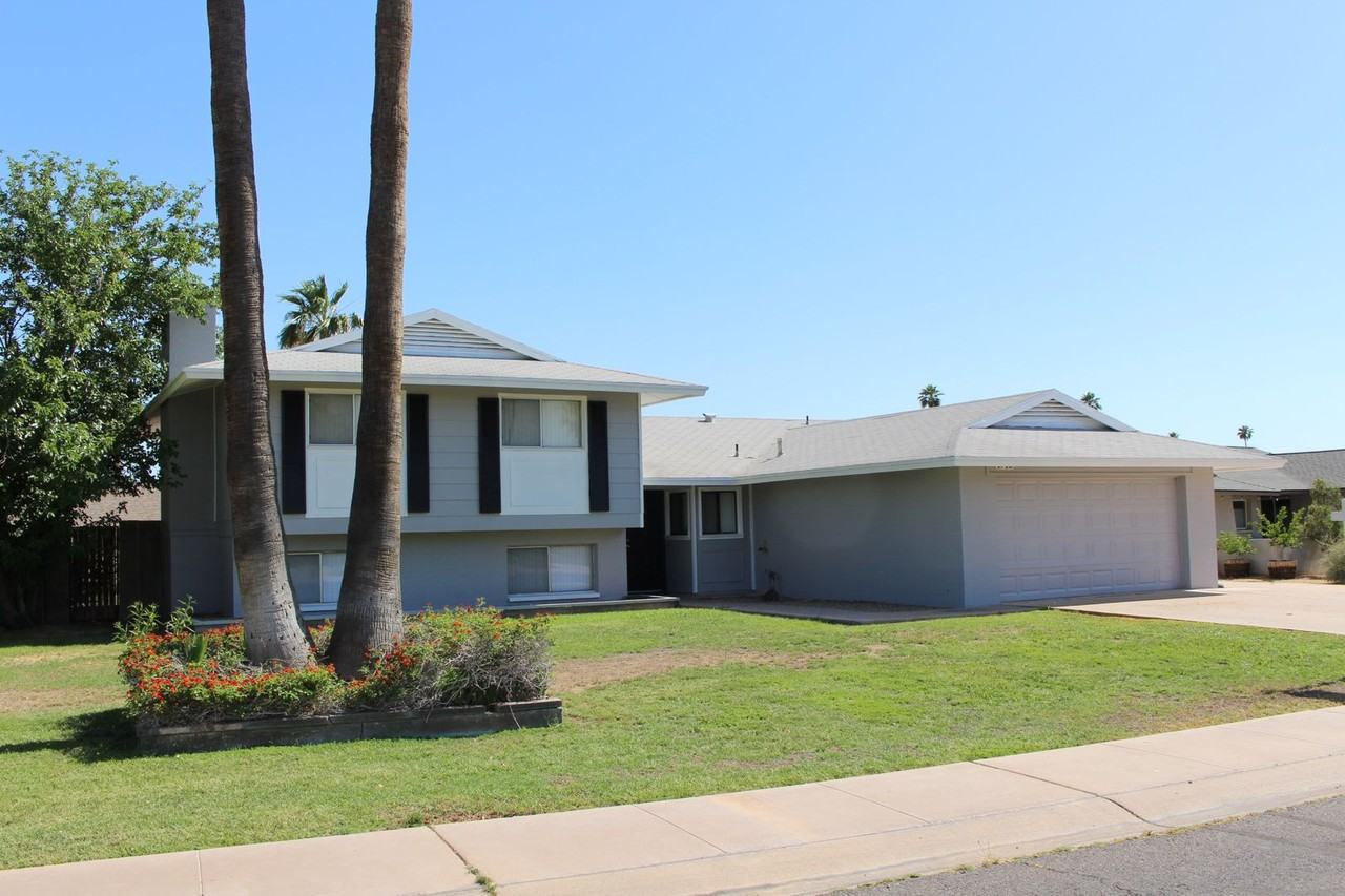 1715 E Manhatton Dr - Photo 4 of 38