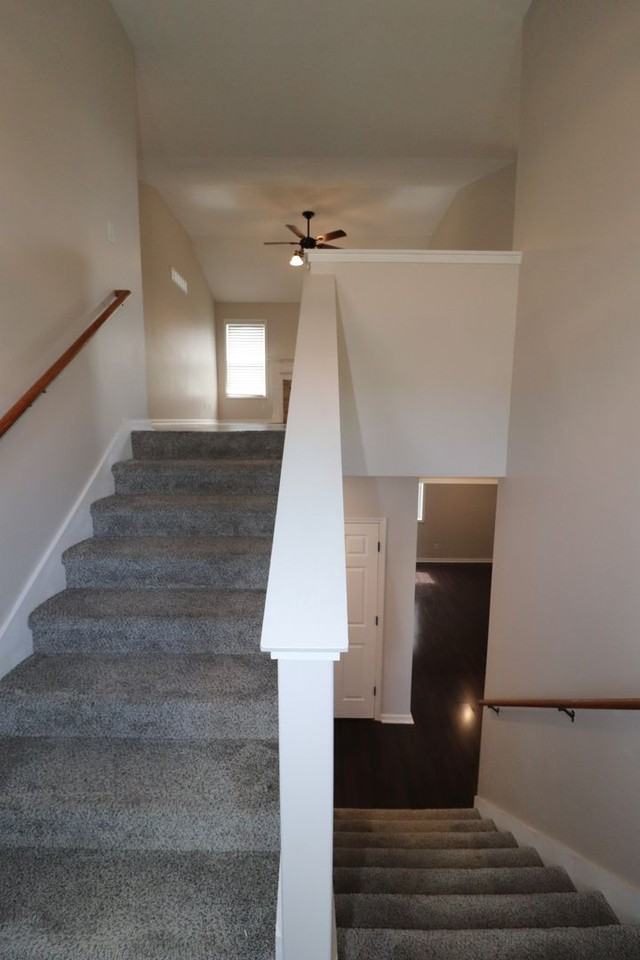 2711 Sage Ct - Photo 4 of 34